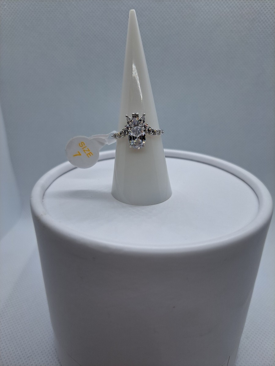 Ring.☆.。.:*・° V-122036609_1_800.jpg?pristine