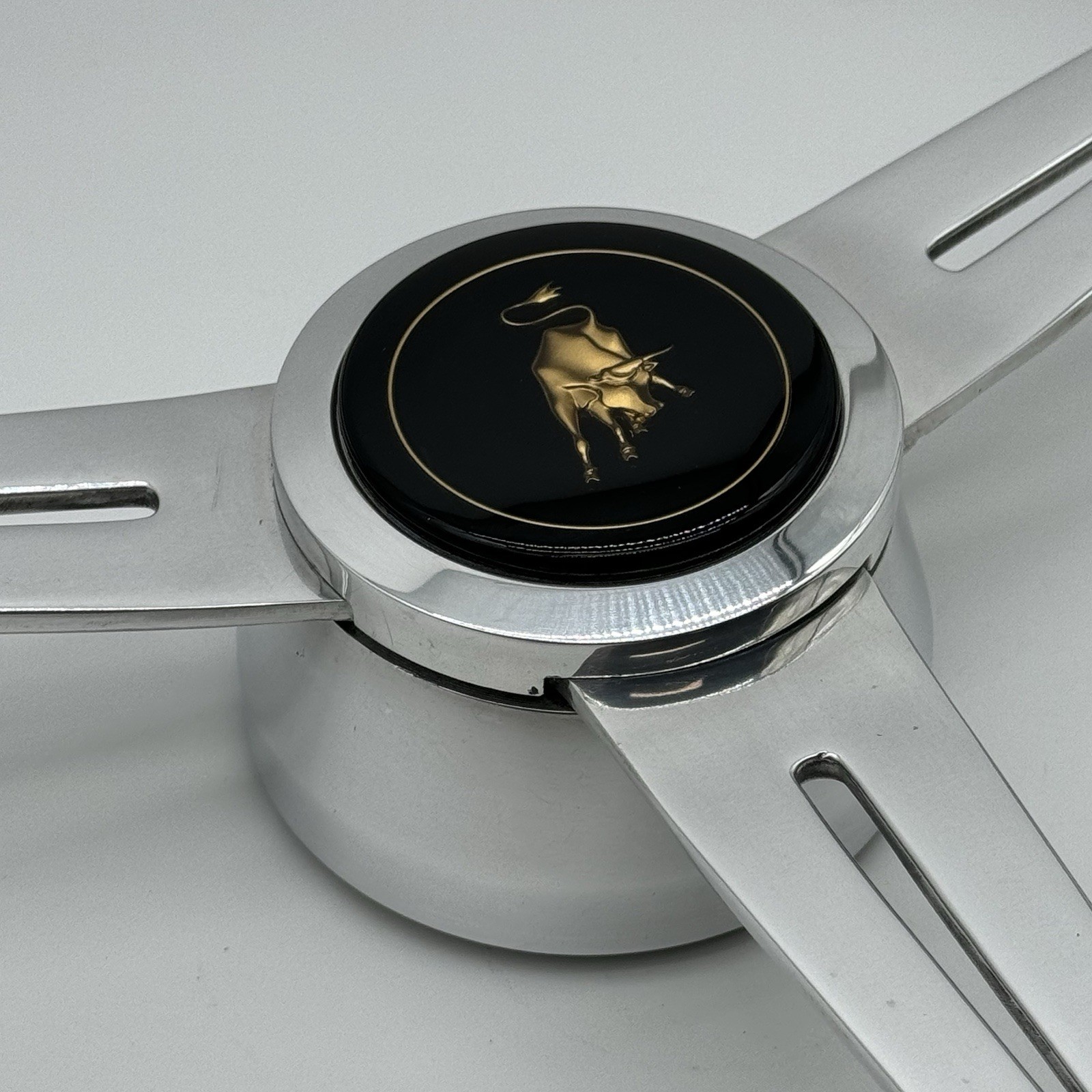 Lamborghini 350GT 400GT Hellebore Steering Wheel + Horn Button 40cm ORIGINAL