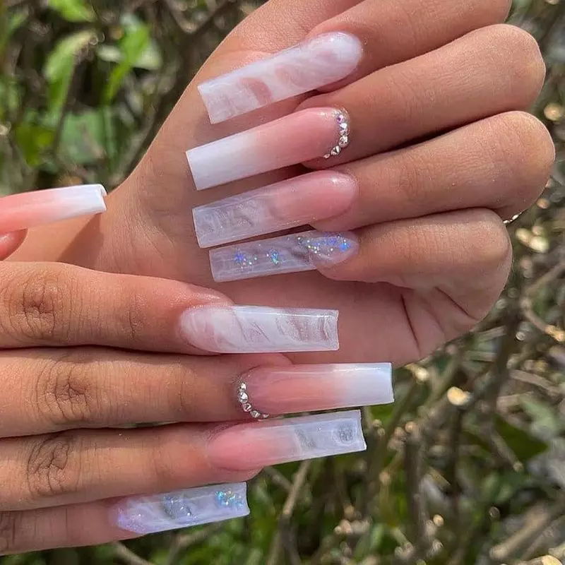 White Blooming Gradient Fake Nails with Rhinestones Full Cover Press On Nails