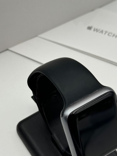 Apple Watch Series 2 42mm Coque Espace Gris Aluminium Sport Band Black - Photo 7 sur 21
