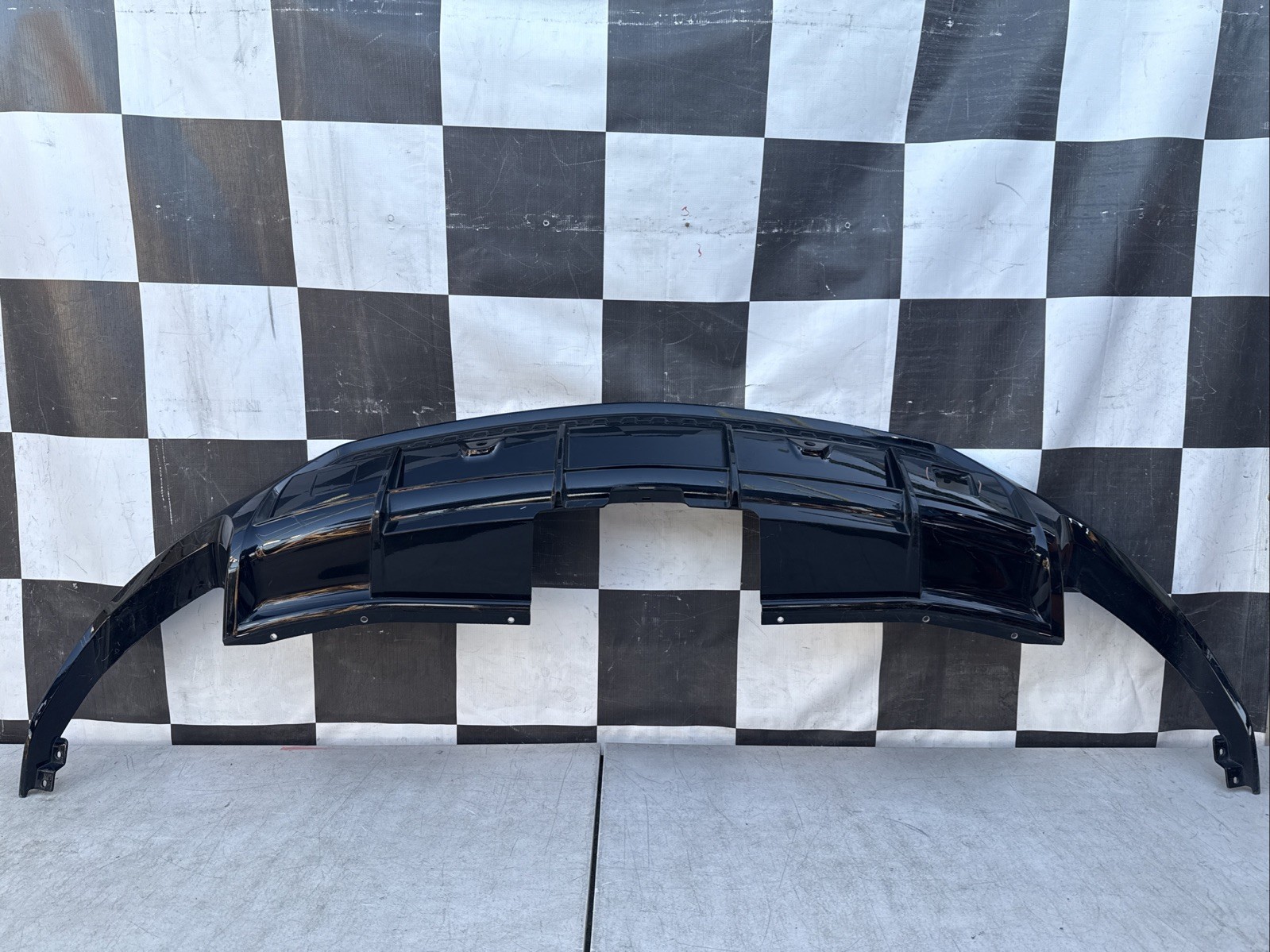 Lamborghini Urus 2018-2025 Rear Lower Diffuser