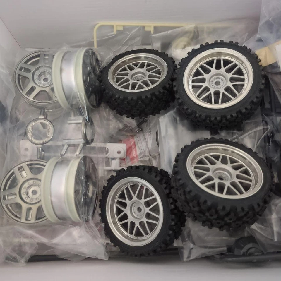 Tamiya 1/12 Porsche Turbo Rsr 934 Racing Model Kit Type 934 Unassembled Plastic - Image 2 of 4