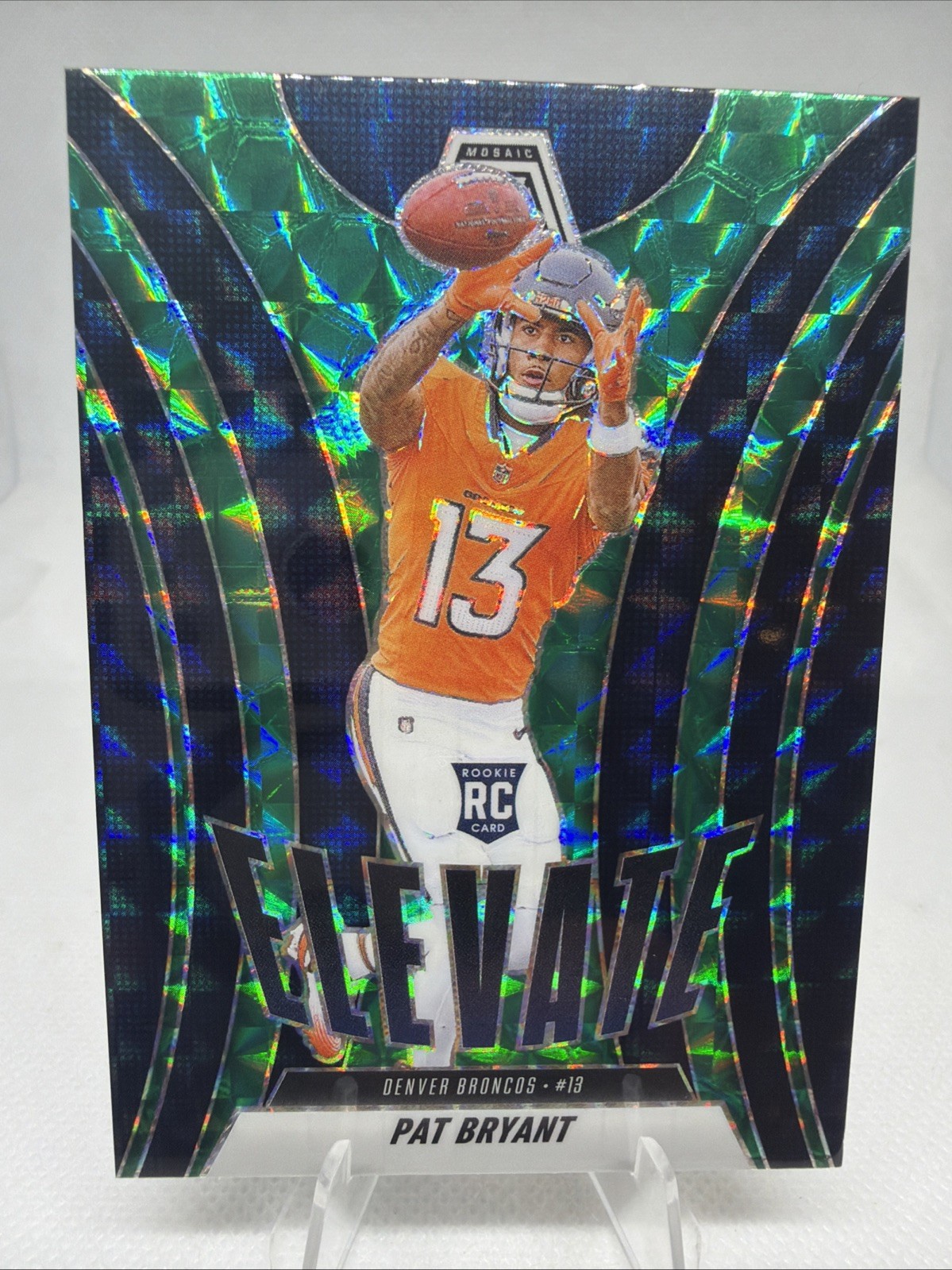 2025 Panini Mosaic - Elevate Pat Bryant #4 Green Mosaic Prizm Rookie Card NM!!
