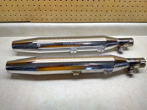 OEM Harley-Davidson Slip On Mufflers, Pair, # 65413-00, Road Rash, USA!