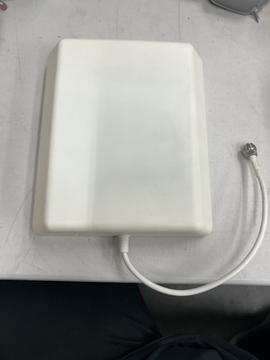 Wilson Dual Band Indoor Panel Antenna. 698mhz-2700mhz. 7/9 DB Gain Used
