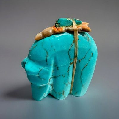 Zuni Bear Fetish Natural Turquoise 64 Grams Shell Bundle Native American