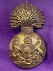 Genuine WW1/2 The Royal Scots Fusiliers GM fused Grenade Cap Badge w/lugs