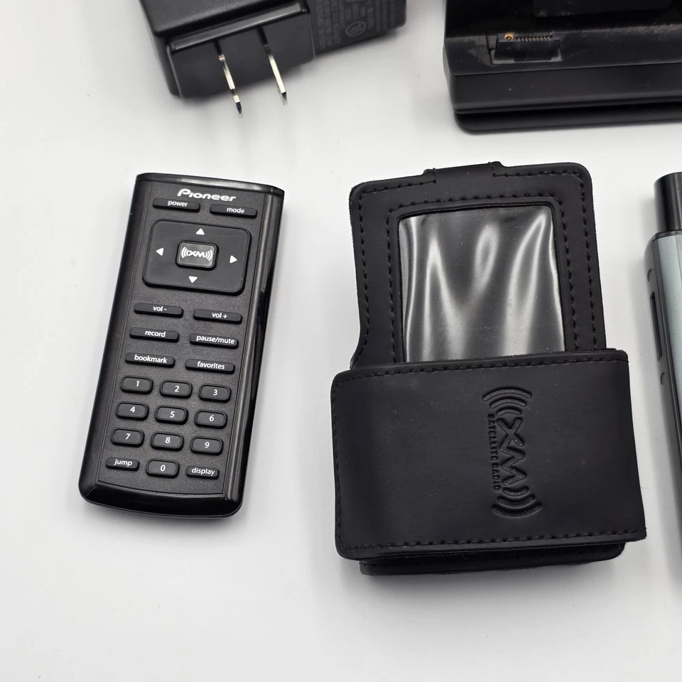 先锋 Inno 2 便携式 XM XM2GO 卫星收音机/MP3 功能 GEX- INNO2 — 第 3/4 张图片