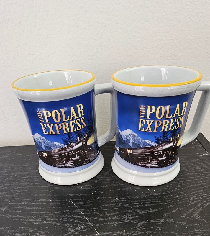 LOT OF 2 POLAR EXPRESS BELIEVE 3D CERAMIC MUGS HOT CHOCOLATE