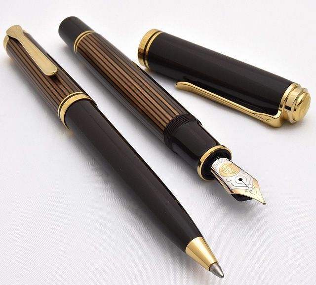 Pelikan Souveran M800 Brown Black Fountain Pen Special Edition 18K nib