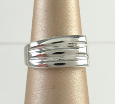 .925 Sterling Silver Asymmetrical Ring Band Ribbed Textured size 5