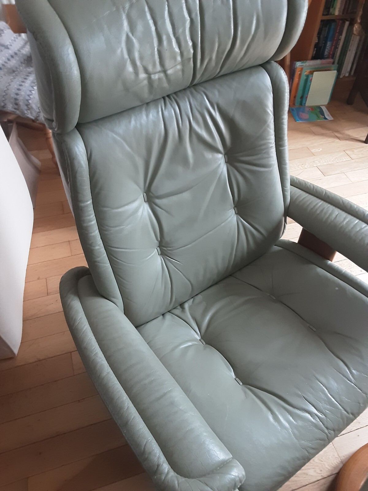 ekornes stressless leather recliner chair used eBay