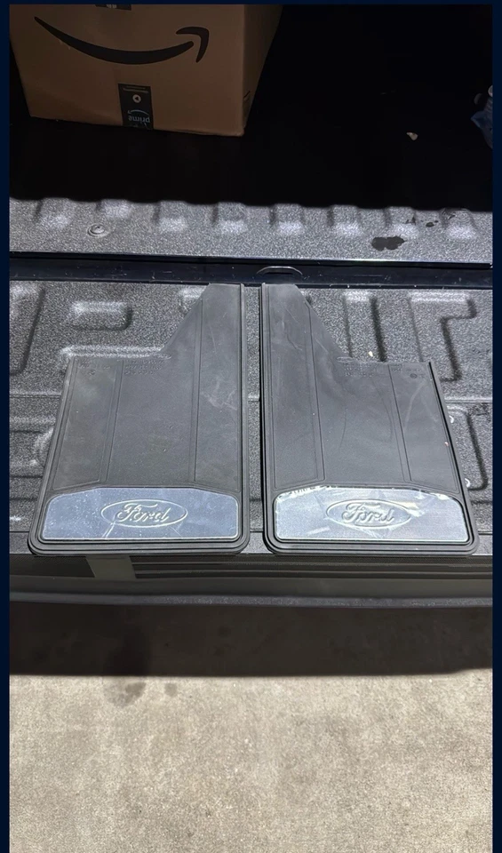 Conjunto de abas de lama resistentes para respingos Ford F150 F250 F350 - Imagem 2 de 3