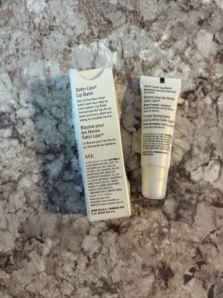 Nuevo en caja bálsamo labial satinado Mary Kay #072685 tamaño completo 0,3 OZ Foto 3 de 3
