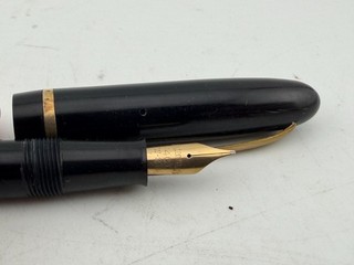 Lovely Vintage English Waterman's 501 Champion Fountain Pen 14ct V Flexible Nib
