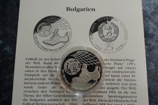 Bulgarien 25 Leva 1990 - Fu&szlig;ballschuhe & Weltkugel- Fu&szlig;ball WM 1990 - / UNC +COA