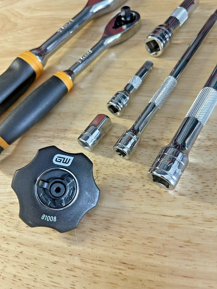 Llave de cambios 1/4” y 3/8” 90T Combo de trinquete de agarre cómodo con extensión Foto 3 de 4