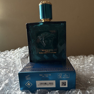 Versace Eros Eau de Parfum Natural Spray, 3.4 fl oz Regular Size
