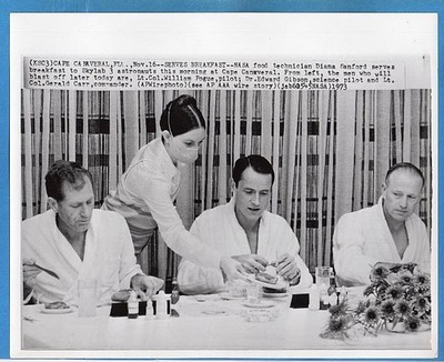 1973 Skylab 3 Astronauts Breakfast Cape Canaveral 8x10 Original Press Wirephoto