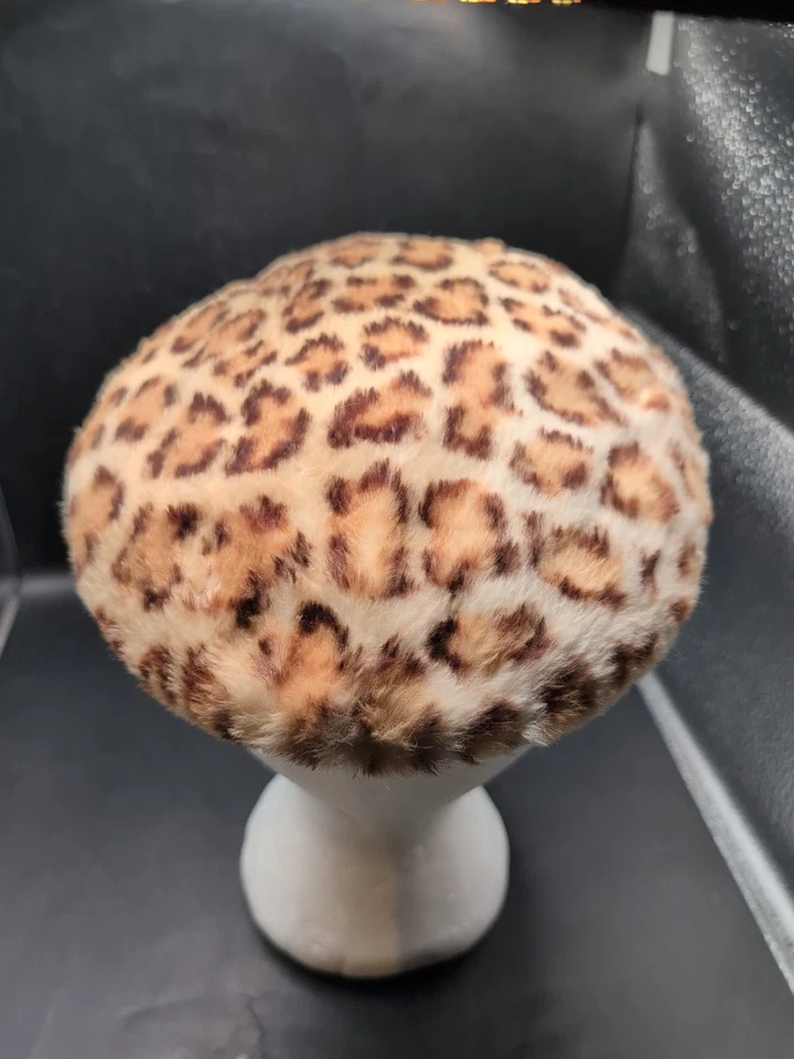 Sombrero de piel vintage con estampado de leopardo Valerie Modes Foto 2 de 4