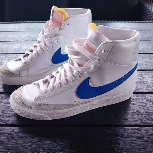  Nike Blazer Mid 77  Sneaker  . GR 41 