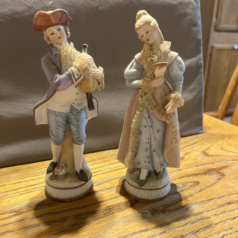 Victorian Couple  Ceramic Lace Ruffle Trim Figurines