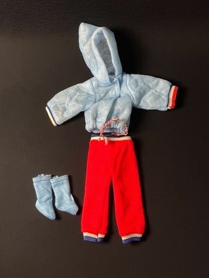 Faerie Glen Ski Kleidung Set hellblau Jacke rot Hose Socken passt 12'' Puppe