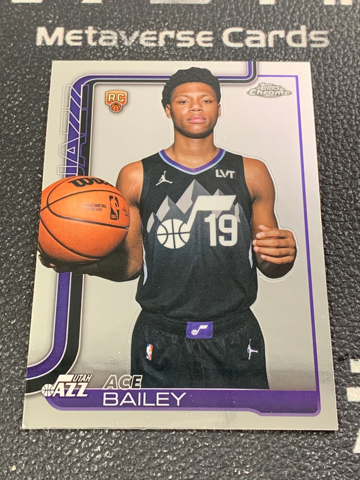 2025-26 Topps Chrome Ace Bailey RC Rookie Variation #255 SP