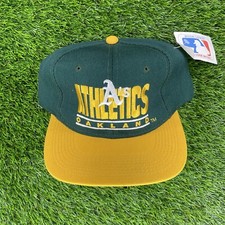 NWT Vintage 90s Oakland Athletics by YOUNGAN HEADWEAR MLB Snapback Hat Cap WOOL