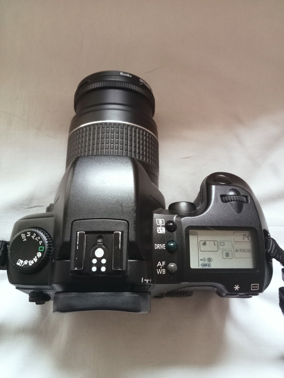 Canon EOS D30 DSLR digital Camera With Canon EF 2880mm Lens CF Card