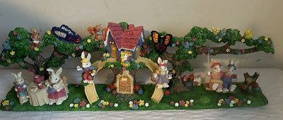 1999 Jaimy Design Easter Jubilee ''Easter Bunny Tree House''  21'' long 