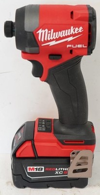 Milwaukee 2953-20 M18 Fuel 18V 1/4'' HEX Impact Driver w/XC 5.0 Battery