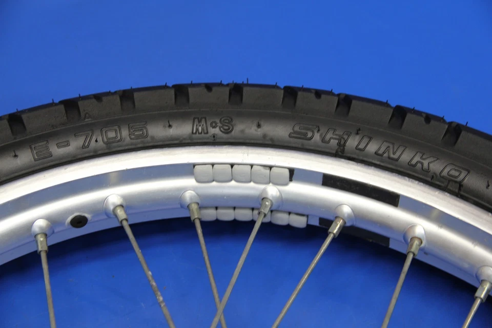 93-22 XR650L XR 650L 1993 llanta delantera radios centrales buje husillo rotor neumático Foto 3 de 4