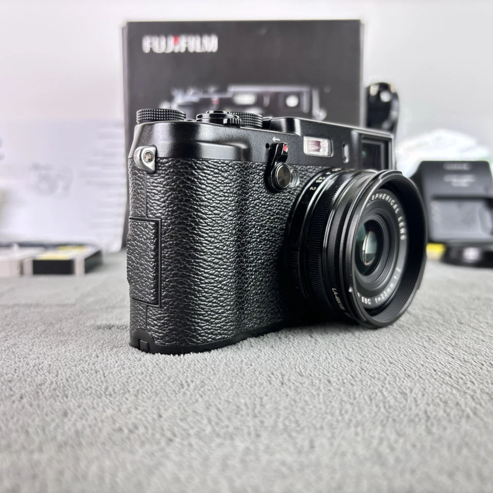 Fujifilm FinePix X Series X100S 16.3MP Digital Camera Boxed 14k Shunter Count - Bild 4 von 4