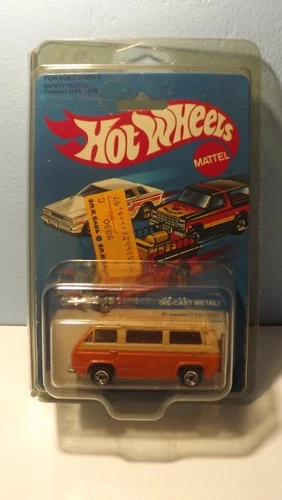Hot Wheels_1981_ Sunagon Camper Van_HK Base_M&M_Vintage Mattel Historic (3251)