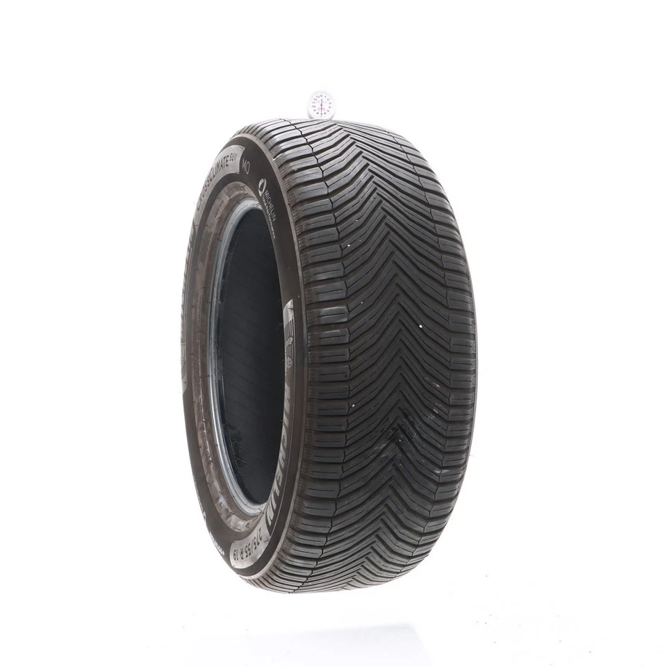 Juego de (4) SUV Michelin CrossClimate 275/55R19 usados MO 111V - 7-7,5/32 Foto 2 de 4
