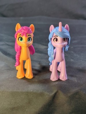 My Little Pony A New Generation Figures Lot of 2 Ponies Izzy Moonbow Sunny Star