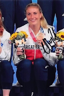Lily Owsley - GBR - 2020 Olympics - Hockey - Bronze - Photo Sig.  (2)