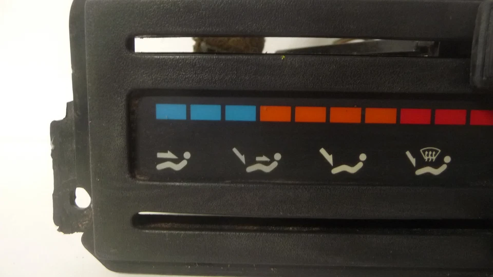 A288A-5 GARANTIA FABRICANTE DE EQUIPAMENTO ORIGINAL 1990 HYUNDAI SONATA A/C CONTROLE DE TEMPERATURA CLIMA TÉRMICO - Imagem 2 de 4