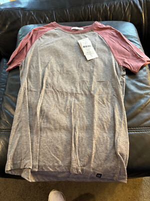 Threads 4 thought t shirt new w tags mint S gray trunk maroon sleeves Mint