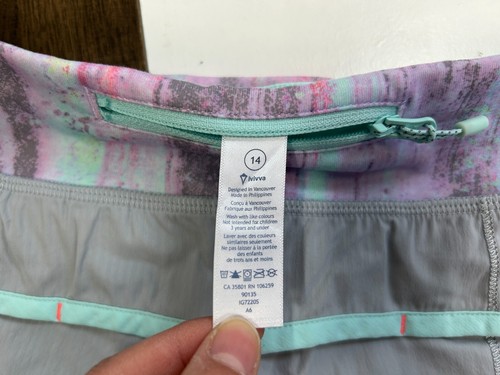 Ivivva by Lululemon Womens Size 14 / 28 Waist Shorts Gym Running Jogging Stretch - Picture 6 of 11