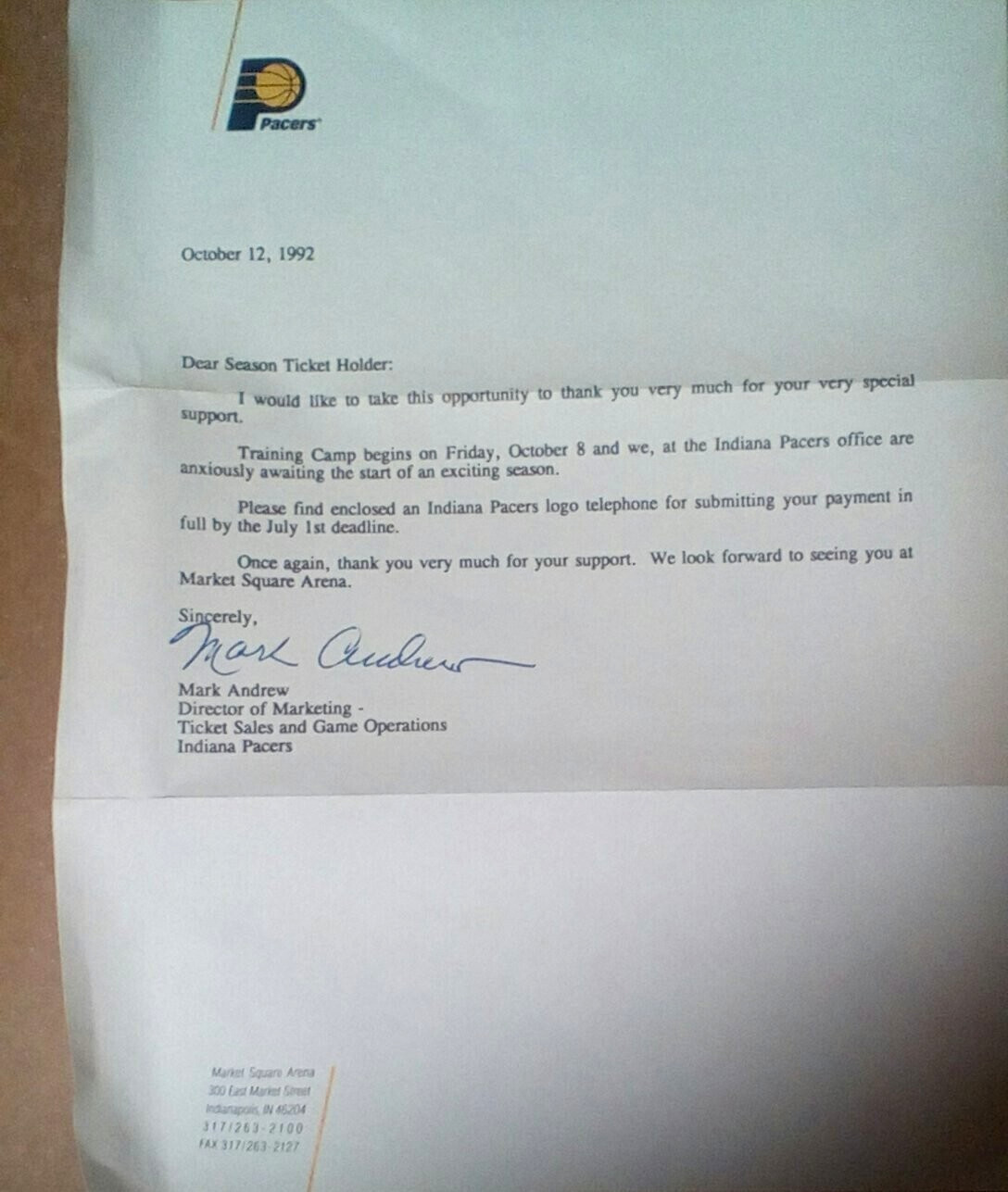 как выглядит Vtg Push Button Switchable Tone/Pulse Telephone Soundesign Indiana Pacers 1992 фото