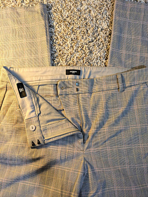 Express Women s 10P Petite Gray Plaid Dress Pants Flat Front Pockets 28 