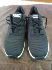 WOMEN'S SKECHERS AIR COOLED ARCH FIT BLK. SZ 9 NEW NO BOX