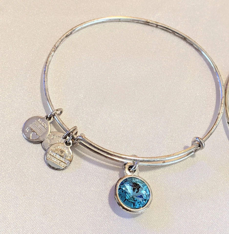 Lote de 2 Pulseras Brazalete Alex And Ani Tono Plata Topacio Azul y Cristal Amatista Foto 2 de 4