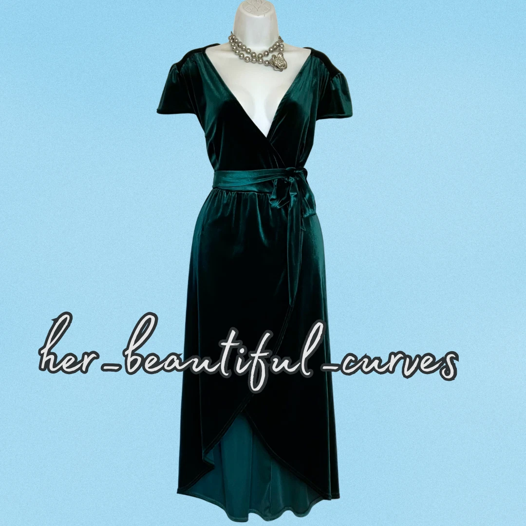 quiz green velvet wrap dress 1960s Solid Velvet V-Neck Strap Dress main image 1