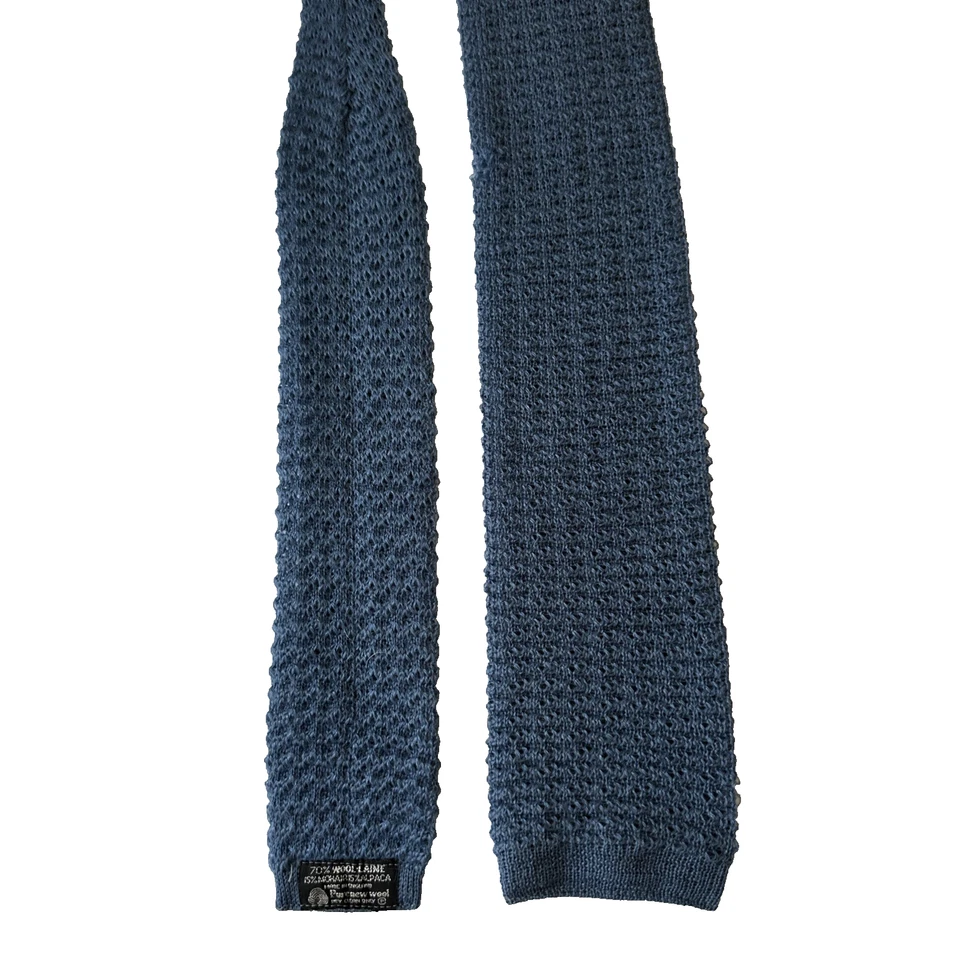 Corbata tejida vintage Austin Reed para hombre 70 % lana 15 % mohair 15 % alpaca azul 56" L-3,5" W Foto 4 de 4