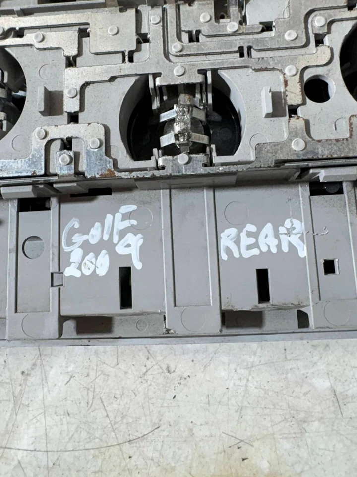 Luz interior trasera para VOLKSWAGEN GOLF 2008-2012 Foto 4 de 4