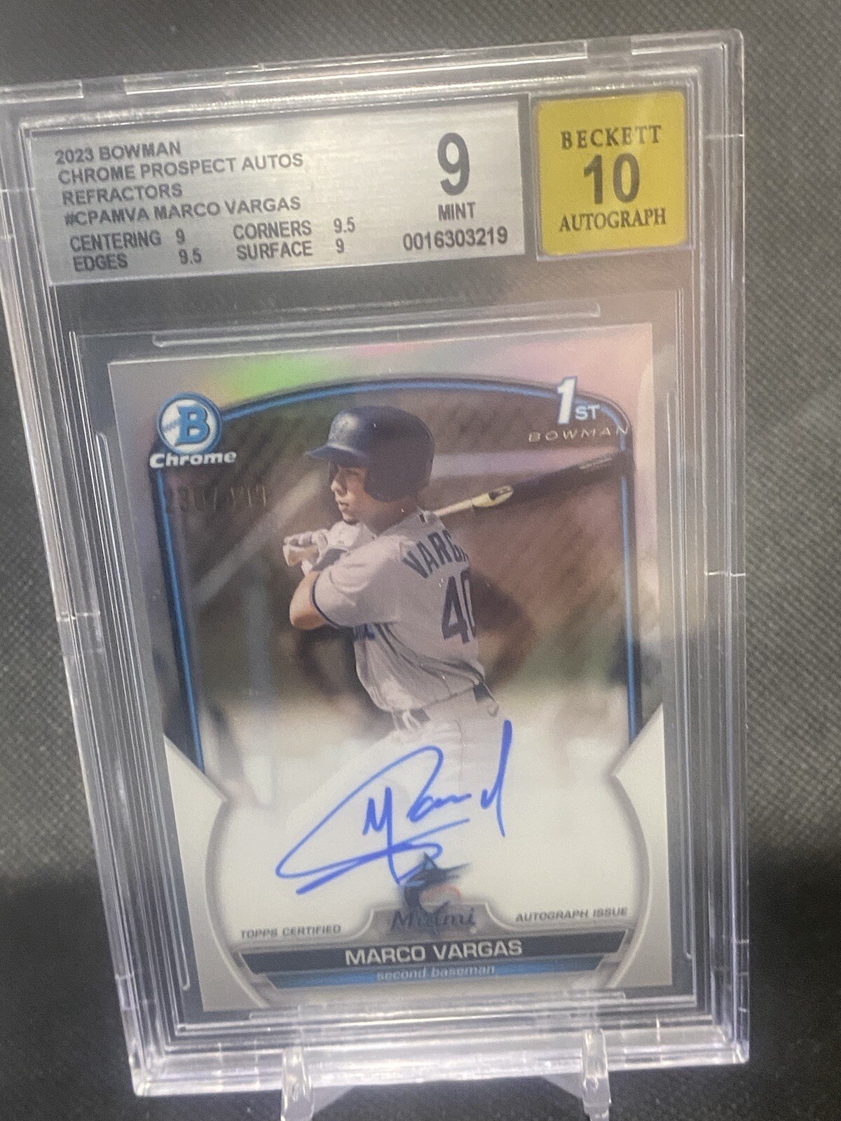 MARCO VARGAS 2023 BOWMAN CHROME 1ST AUTOGRAPH REFRACTOR AUTO /499 BGS 9 Auto 10