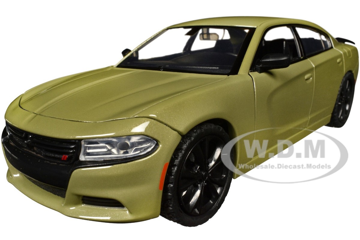 2023 DODGE CHARGER SXT GREEN 1/24 DIECAST MODEL CAR BY MOTORMAX